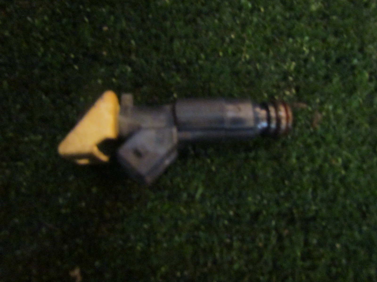 01 Bentley Arnage Fuel Injector for 6.8L V8-0260156040
