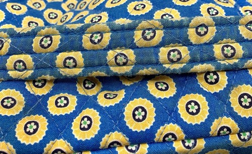 Vera Bradley Riviera Blue Top Zip Tote Bag Purse Retired 17” X 14” Loop Clasp - Picture 9 of 11