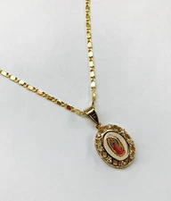 Cadena y medalla de la Virgen de Guadalupe 14k oro laminado 