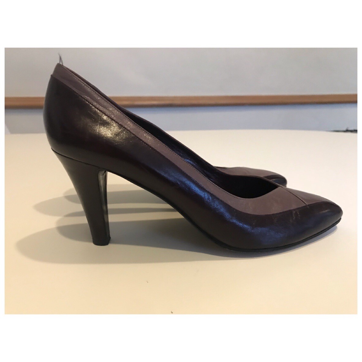 SAINT LAURENT Scarpe decolte Yves Saint Lauren vintage a punta in pelle con tacco due colori misura 38 5