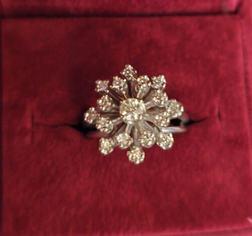 14k White Gold Diamond Snowflake Pattern Ring In Box New - Picture 1 of 4
