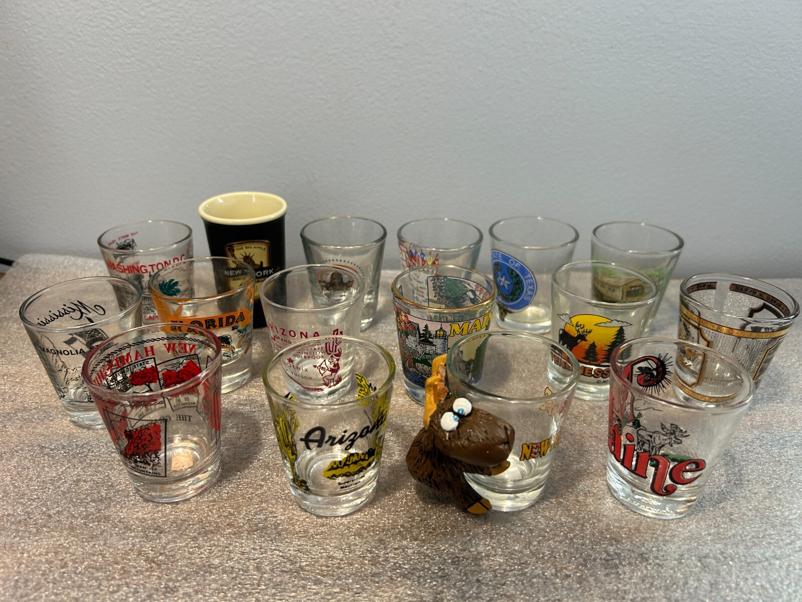 YOU PICK 1   US State Souvenir Shot Glasses