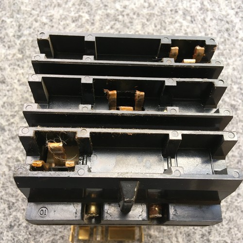 SQUARE D FA-36100 I-Line Circuit Breaker 3P 3PH 100A 600V BLACK - Picture 10 of 15