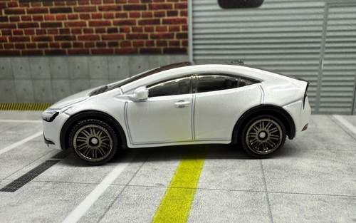 2025 Matchbox 2023 Toyota Prius Prime White Loose - 第 2/2 張圖片