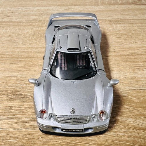 Mercedes-Benz AMG CLK GTR Street Version Maisto 1:26 Diecast Silver 1:24 - Picture 17 of 19