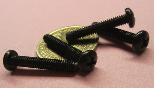 18-8 Black Oxide Pan Head Phillips Machine Screw 8-32 x 1.0", 50 pcs - Picture 7 of 12