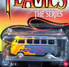 Johnny Lightning 60 1960s VW Volkswagen Samba Bus Flames The Series 1/2500 w/RRs