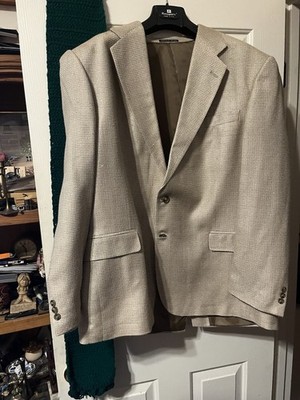 Hunt Valley 10 Gentlemen s Clothing 