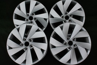 4x Original VW Golf 8 5H GTI GTD GTE  5H0601025B Belmont Alufelgen 6,5Jx17 ET46