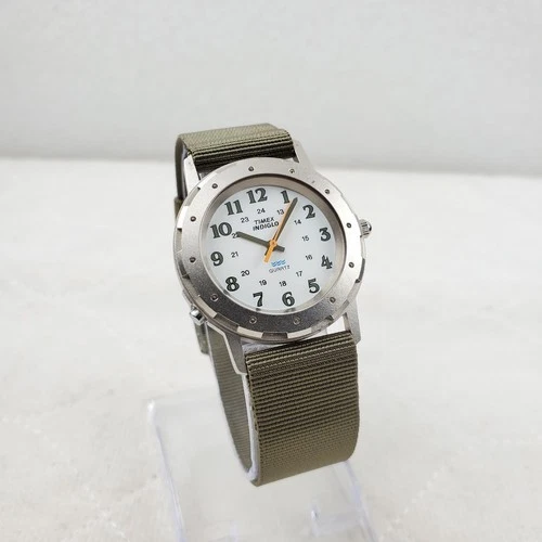 VINTAGE TIMEX MILITARY FIELD INDIGLO 24-HOUR WATER RESISTANT MEN'S WATCH
