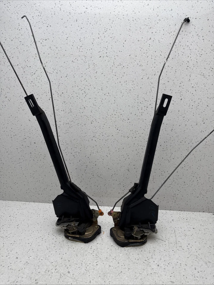 Toyota Corolla Rear Left &RIGHT Electric Lock Actuator 1998-2002 Pair OEM - Image 2 of 4