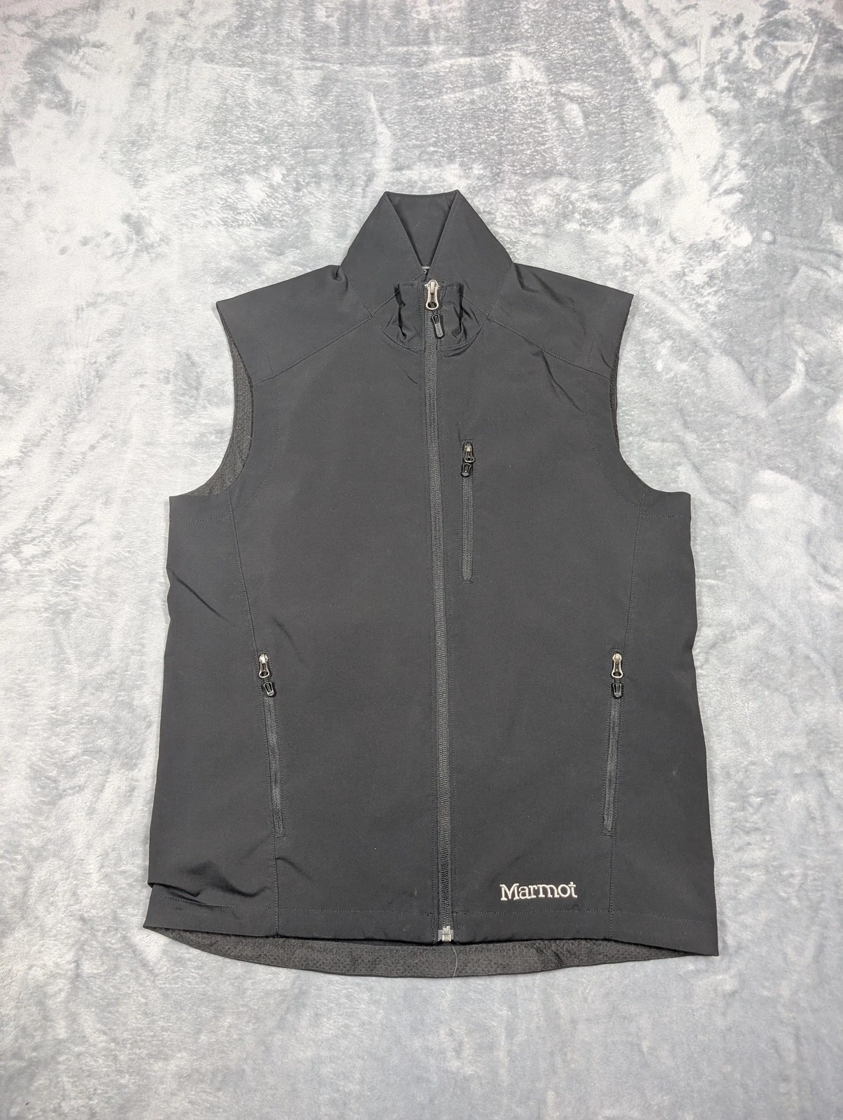 Marmot Vest Mens Size Small Black Softshell Full Zip Pockets Roark Logo Outdoor