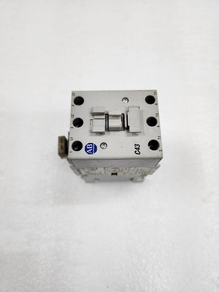 ALLEN BRADLEY CAT 100-C43-00 SER A MAGNETIC CONTACTOR COIL VOLTAGE 24VAC - Image 2 of 4