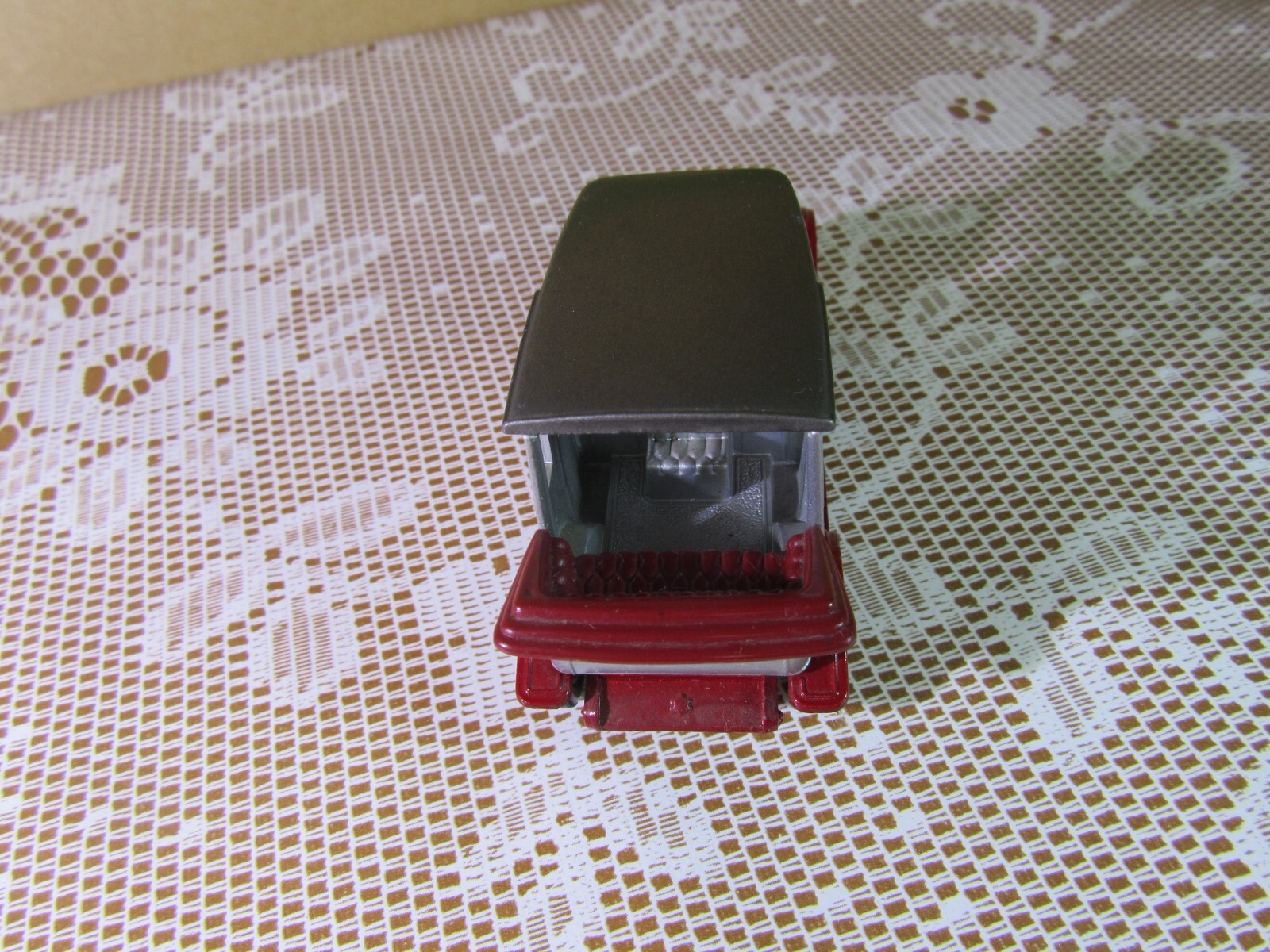Picture 8 of 9