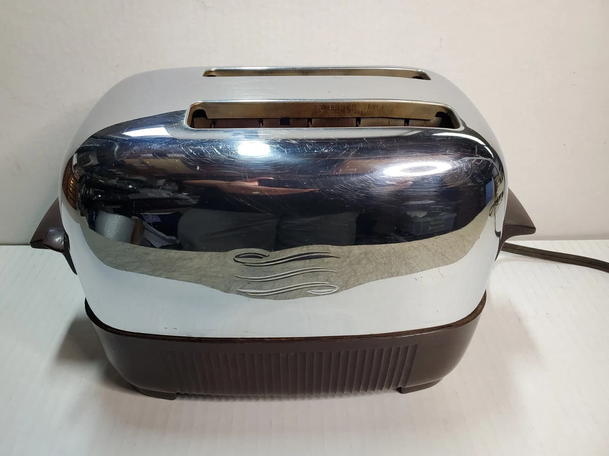 Vintage GE General Electric Electric Toaster Model 139T81 - Clean & Working