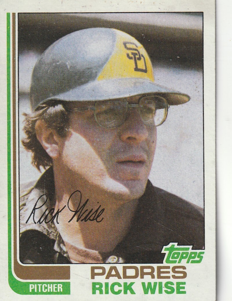FREE SHIPPING-MINT-1982 Topps Rick Wise #330 San Diego Padres PLUS BONUS CARDS