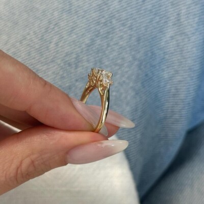 Ct D/VVS1 Moissanite Solitaire Engagement Ring 10K Solid