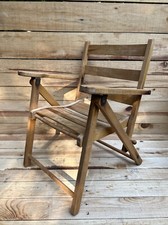 "Silla de brazo plegable vintage con respaldo de escalera asiento de listones de madera rubia para niños 21"" de alto"