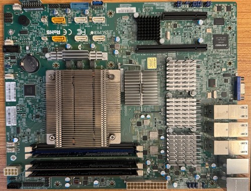 SuperMicro X10SLH-N6-ST031, E3-1270v3, 16GB RAM