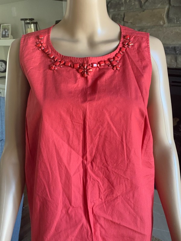Loft women's sleeveless Red blouse, rhinestones at top, size Small - NWT - 022