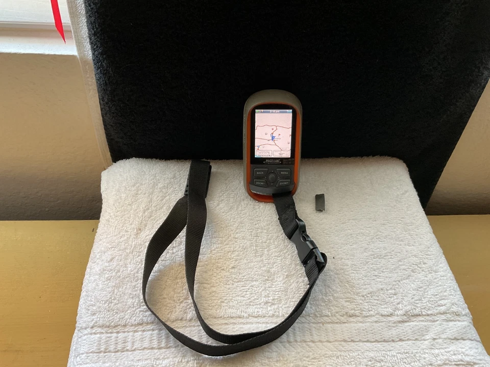 Magellan eXplorist 310 GPS Receiver Portable GPS -Strap and Charging Cable Only - Image 3 of 4