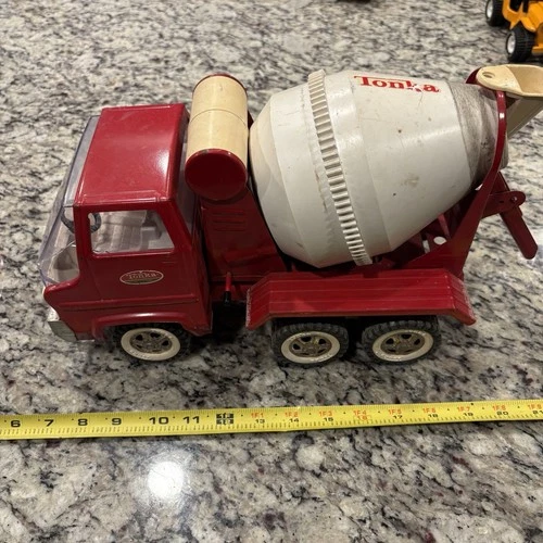 Vintage 1960's Tonka Red Cement Mixer Concrete Pressed Steel Truck *PRE-OWNED*