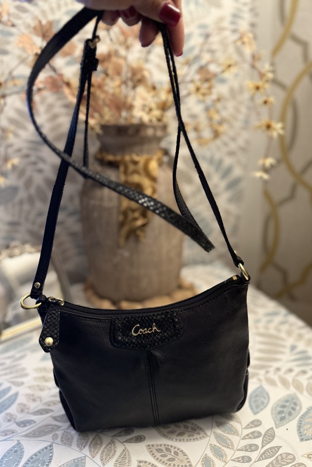 COACH Ashley Python Pleated Leather Black Swingpa… - image 1