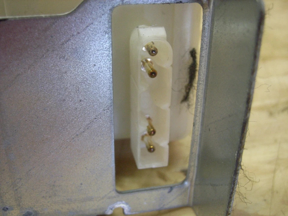 417136 417136 Relè MERCEDES-BENZ Classe C T-Modello (S202) 2028204726 Mercedes - Immagine 3 di 3