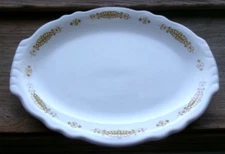 Homer Laughlin 9.75” Oval Gold Design Scalloped Edge Plate Platter 9-3/4" SO28