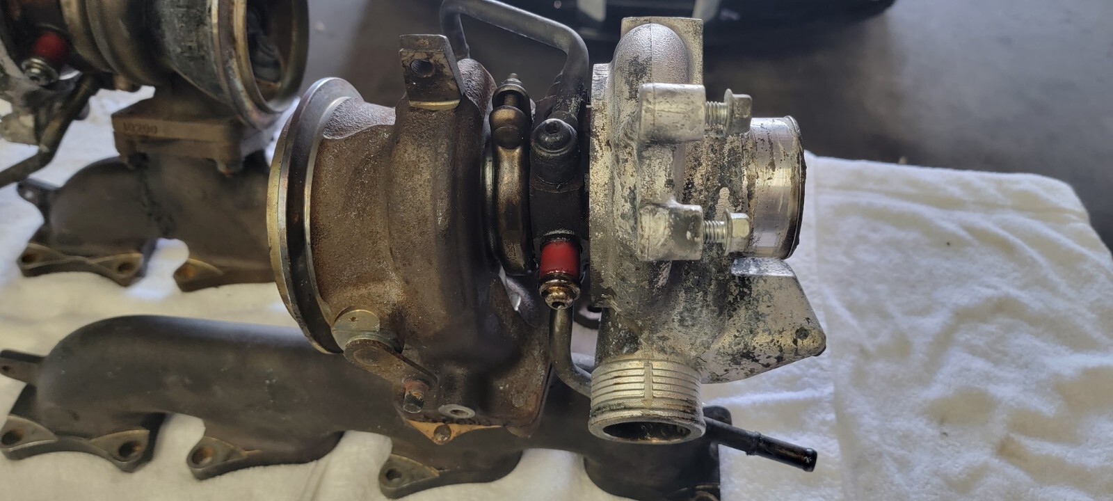 MCLAREN 650S TURBO TURBOCHARGER ASSEMBLY LEFT AND RIGHT OEM SET 