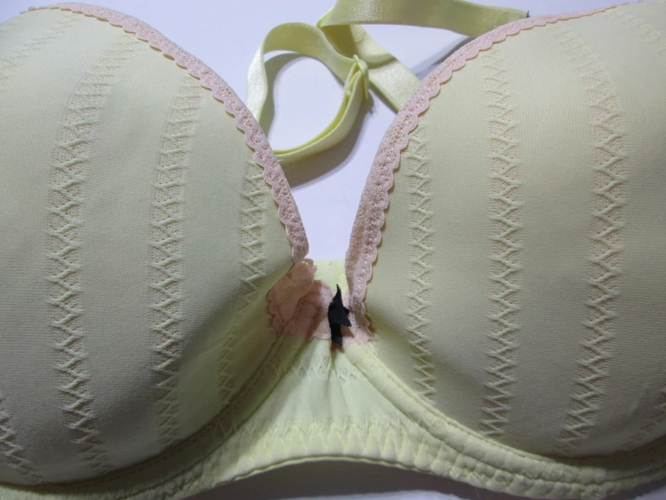 Sujetador Betsey Johnson Talla 32DD Amarillo Claro Forrado con Aros Correa Ajustable Encaje Foto 4 de 4