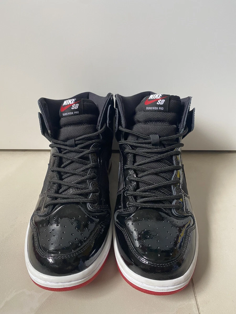 Nike sb hotsell dunk high bred