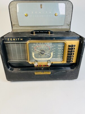 Vintage Zenith Trans Oceanic Wave Magnet Radio FOR REPAIR