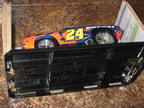 Action Muscle Machines Jeff Gordon 1:24 1969 Chevrolet Camaro Z28 '69 Chevy - Picture 4 of 4