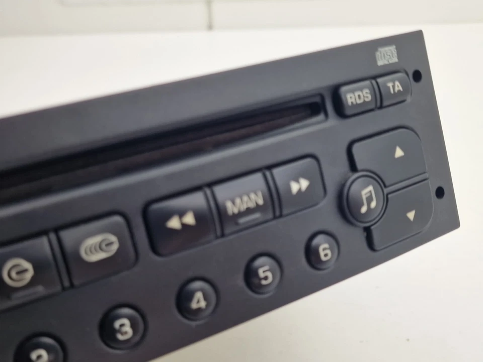 CD Autoradio Peugeot 206 307 Citroen C2 C3 96476647XT  Code Ist  Nicht Dabei 💯 - Bild 3 von 4