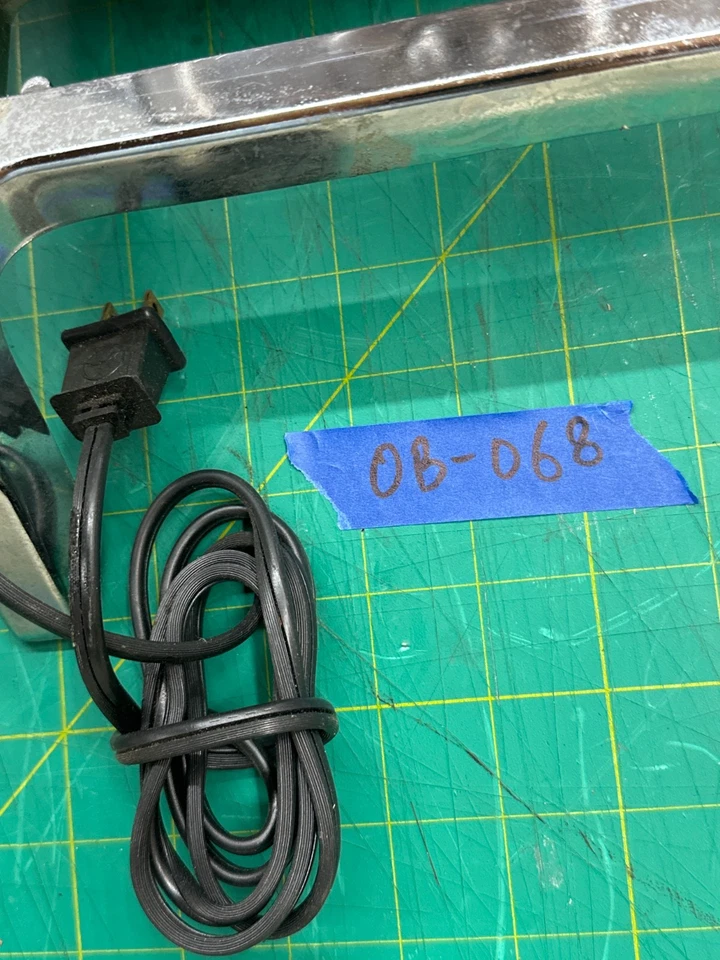 Vintage Rival Electric Meat Slicer Model 1101E/5 Chrome Blade 125W Works Tested - Image 3 of 4