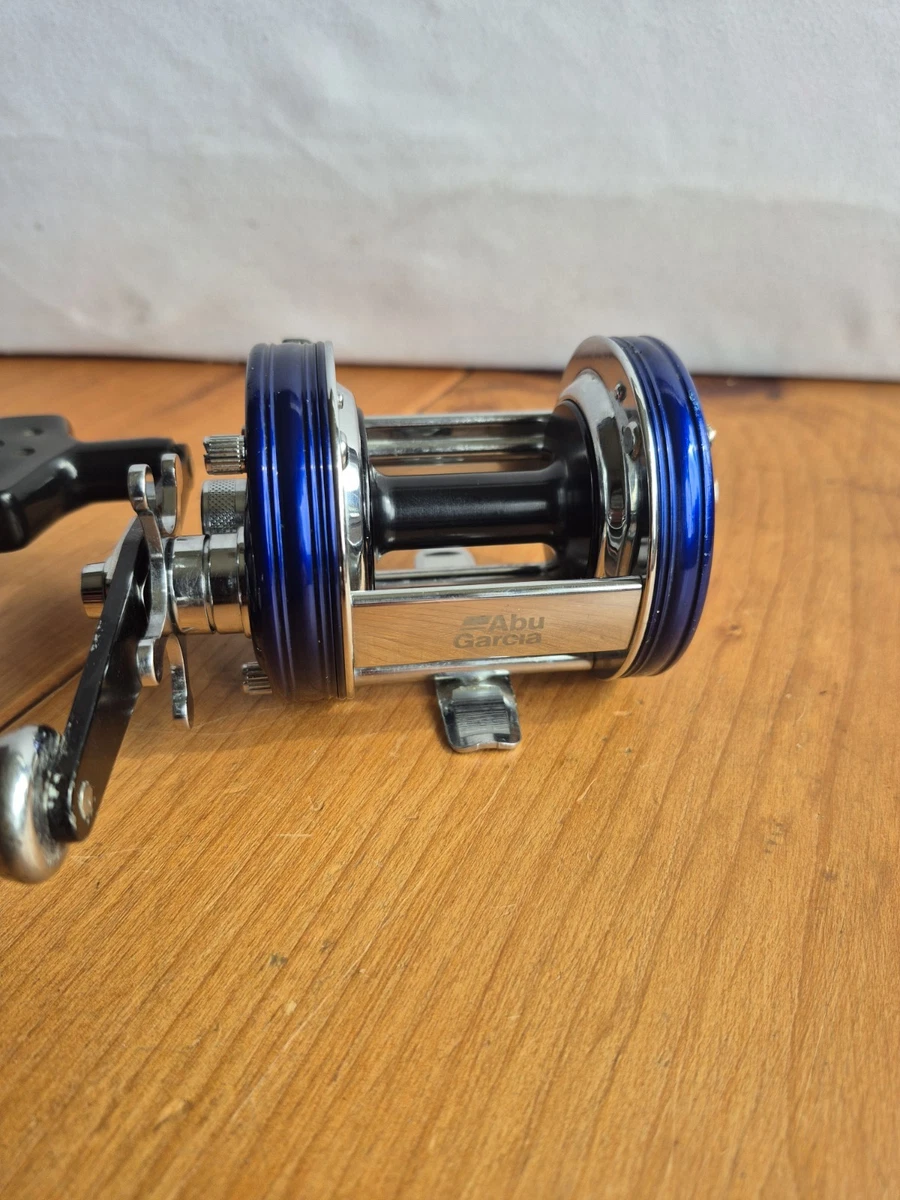 bait fishing hooks Razor Series UnderSpin (4 Pack) Model - Gear Ratio:BGMQ8000-H - 5.7:1 angling marine Daiwa Spinning Reel 23 It permits the point