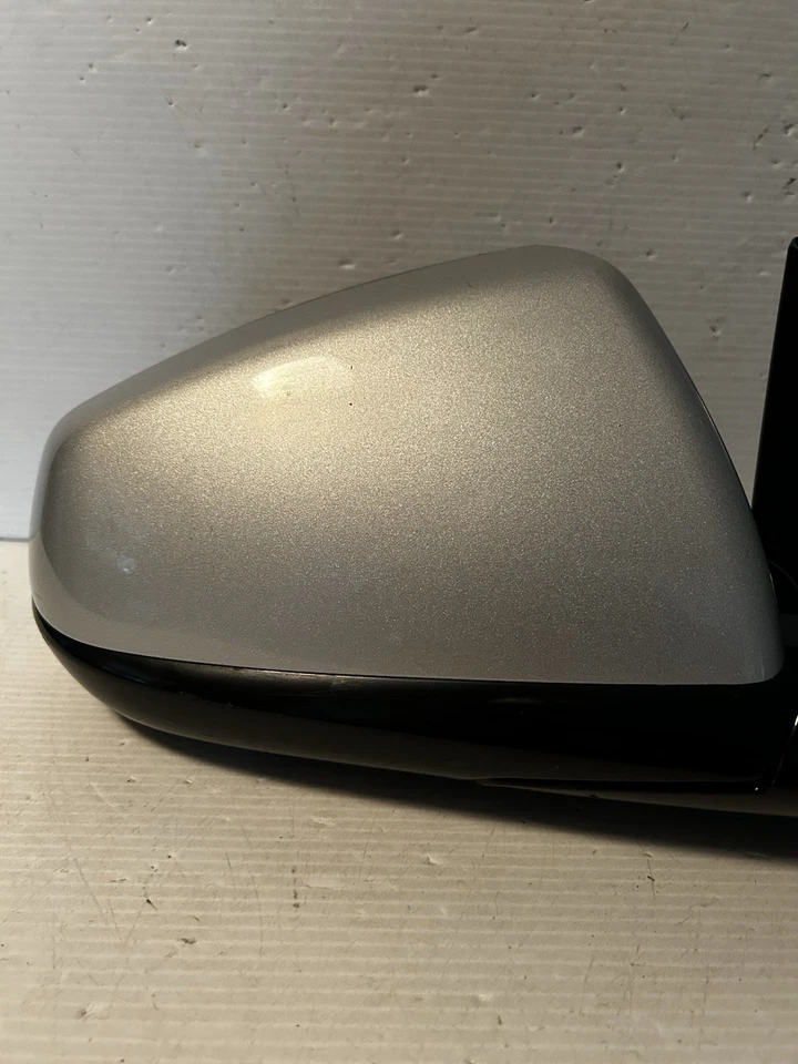 Espejo retrovisor derecho de pasajero Cadillac SRX 2010-2016 11 cables plateado OEM 1870 Foto 2 de 4