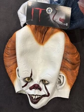 BRAND NEW WITH HANG TAG - IT PENNYWISE ADULT MASK - 2024 TRICK OR TREAT STUDIOS