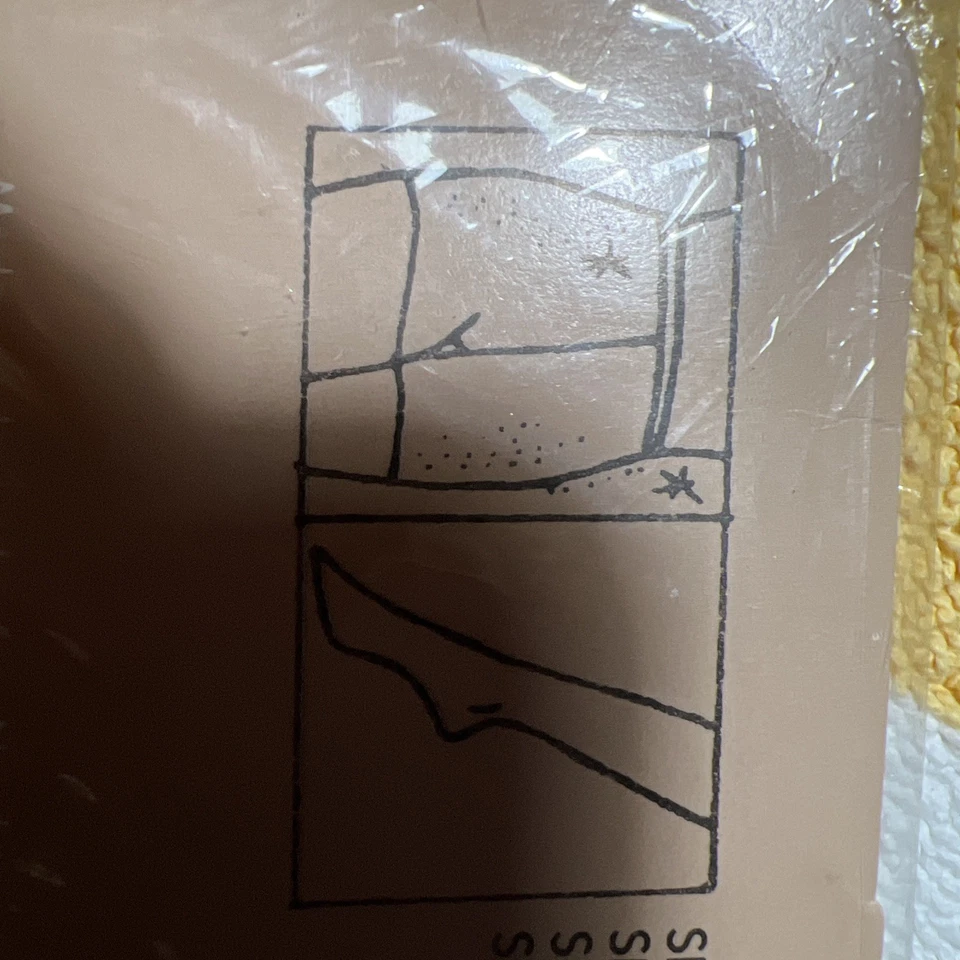 Vintage Nordstrom Ultra Sheer  Control Top Pantyhose Peaches N' Cream Size C - Image 4 of 4