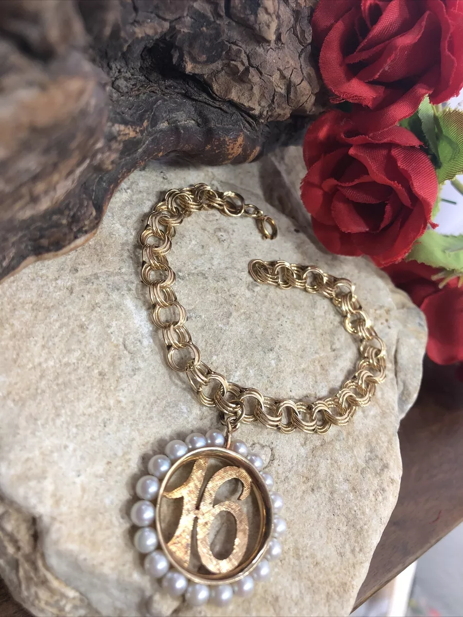 14K White Gold Letter R Bracelet