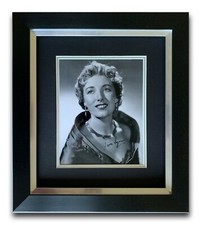 VERA LYNN HAND SIGNED FRAMED PHOTO DISPLAY.