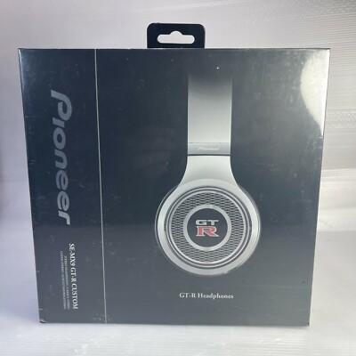 ヘッドホン Pioneer GT-R Headphones SE-MX9 パイオニアから「GT-R」ヘッドフォン。圧倒的な存在感を表現