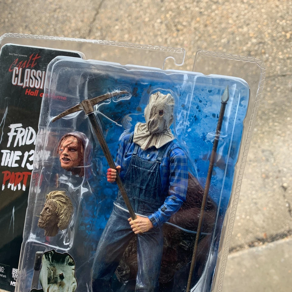 Figura de acción Friday the 13th Part 2 JASON VOORHEES clásicos de culto NECA Foto 2 de 4