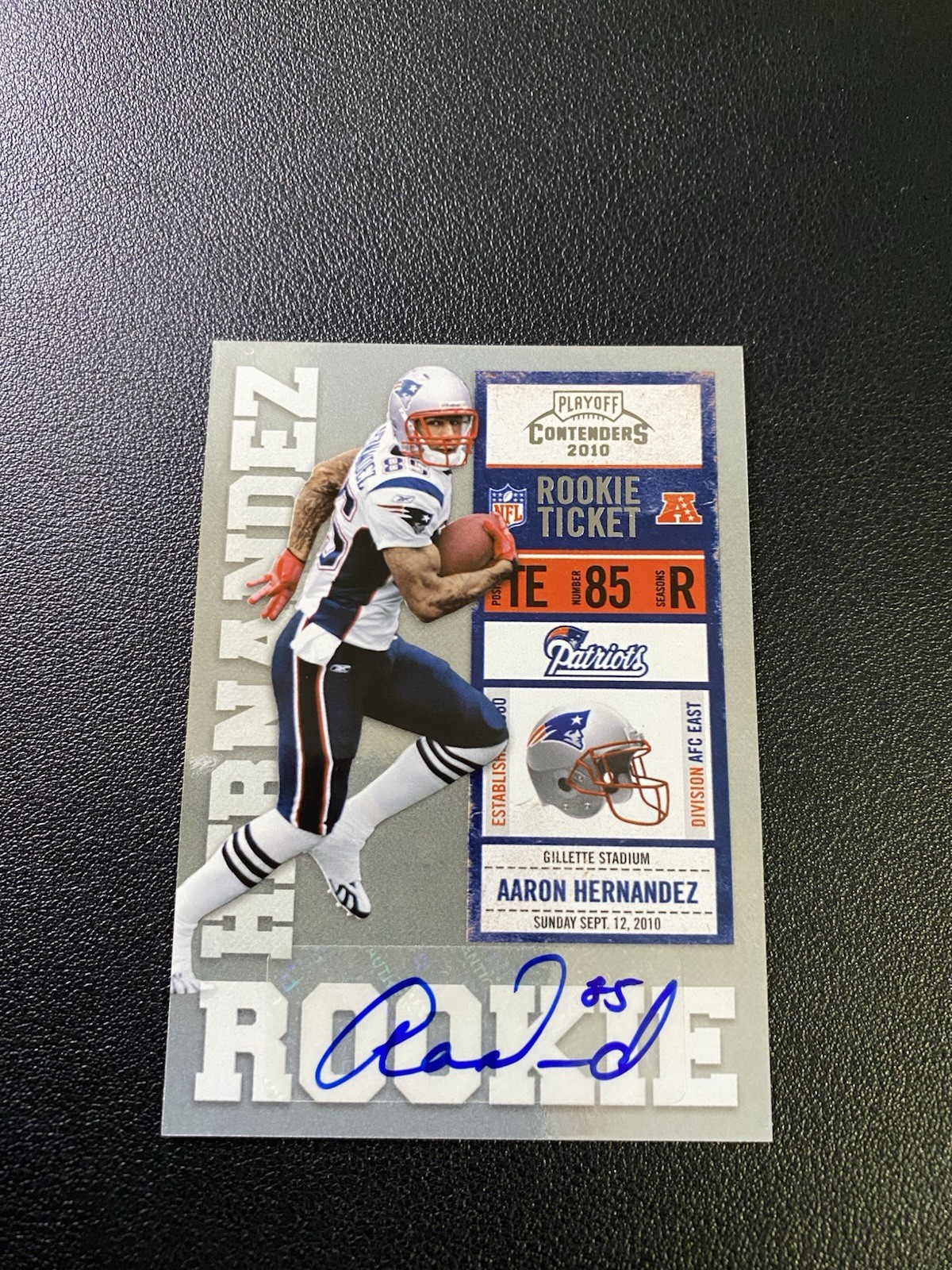 Aaron Hernandez Playoff Contenders #101 Autograph