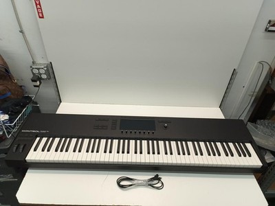 PRE OWNED NATIVE INSTRUMENTS KONTROL S88 MK3 (P23016728)