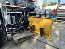 SNOW PLOW - Fisher 8'HD Minute Mount 2