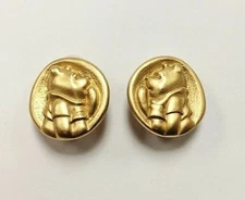 GENUINE "DISNEY" SIGNED GOLD "WINNIE THE POOH" PONDERING CLIP ON EARRINGS D411