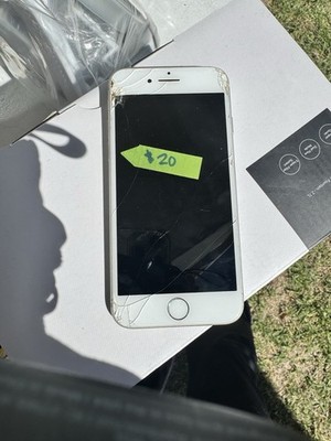 Iphone 8 White T-Mobile Phone