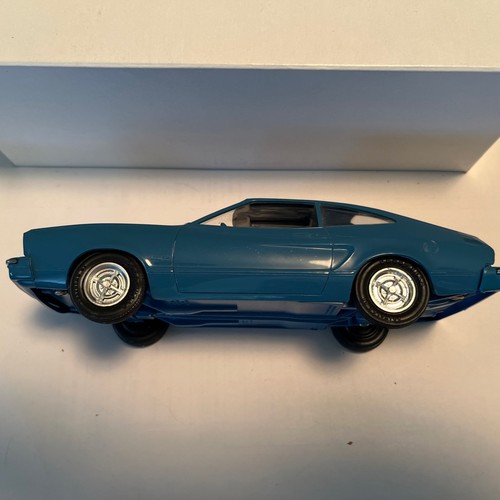 1974 Ford Mustang II Plastic Promo Model 1/25 Scale Grabber Blue - Picture 9 of 13